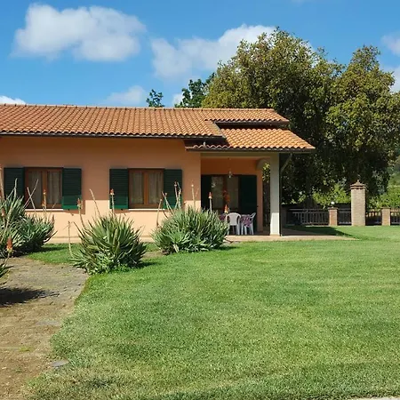 Rebua Lantgård Porto Azzurro