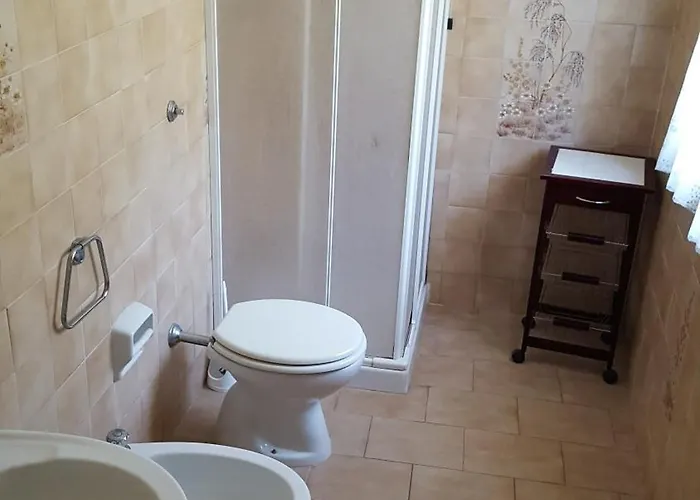 Rebua Порт-Аццурро